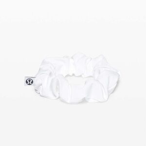 NWT lululemon Uplifting Scrunchie Poco Logo Foil White PCFW